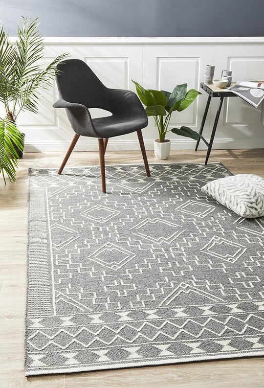 Ishita Hand-loomed Wool Rug Grey