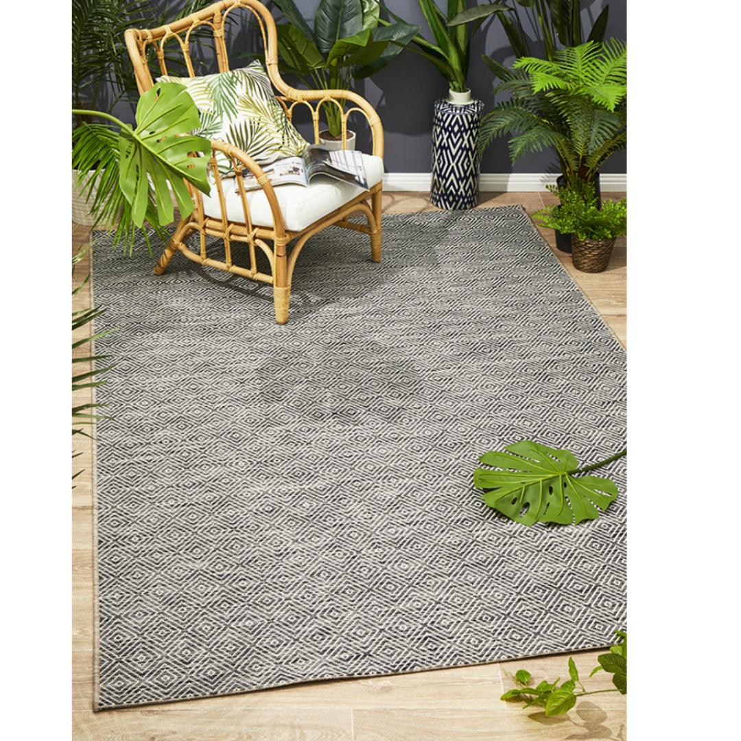 Terrace Outdoor Rug
