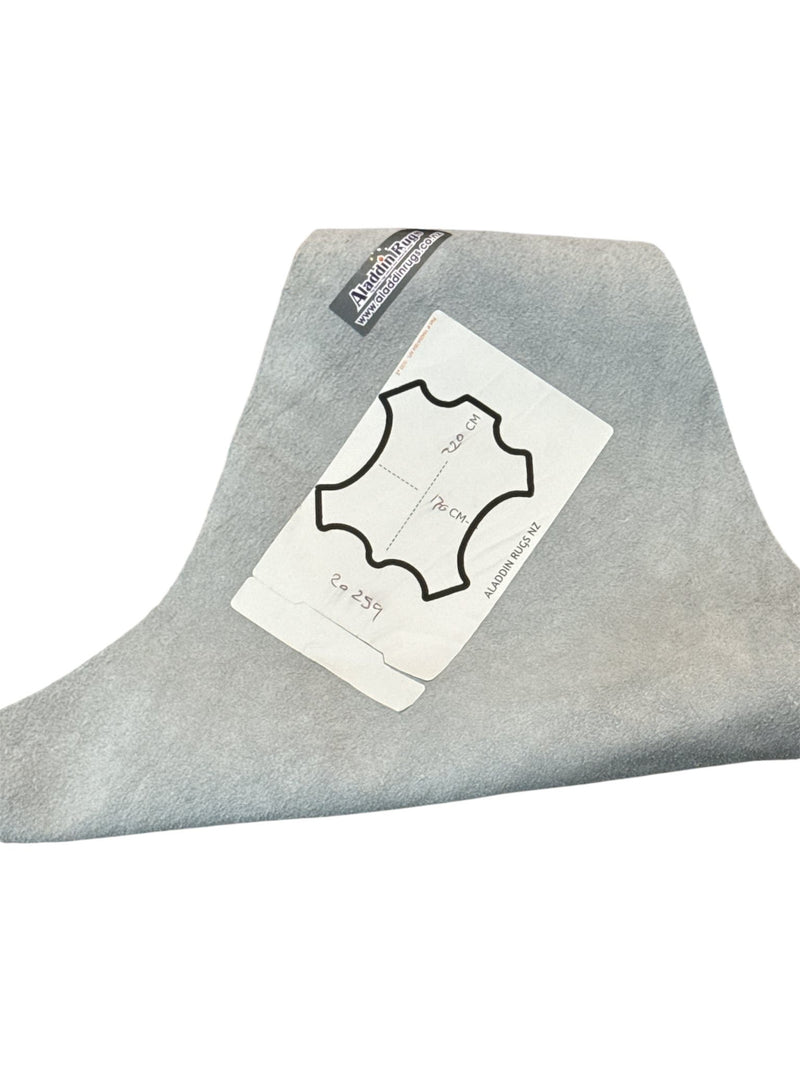 PREMIUM BRAZILIAN NATURAL COWHIDE 220X170 CM