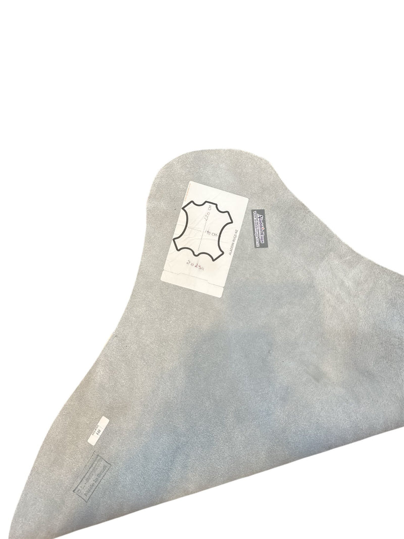 PREMIUM BRAZILIAN NATURAL COWHIDE 220X190CM