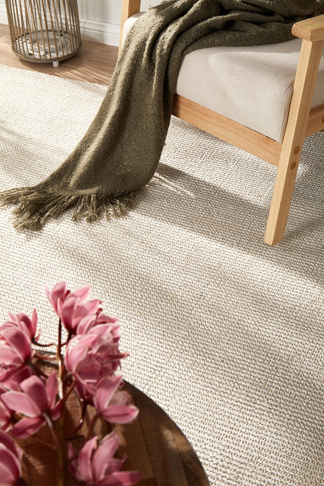 Kiya  Hand Loomed Ivory  Rug