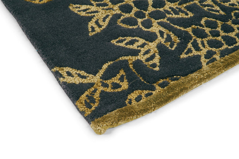 Tonquin gold rugs 37005 by wedgwood