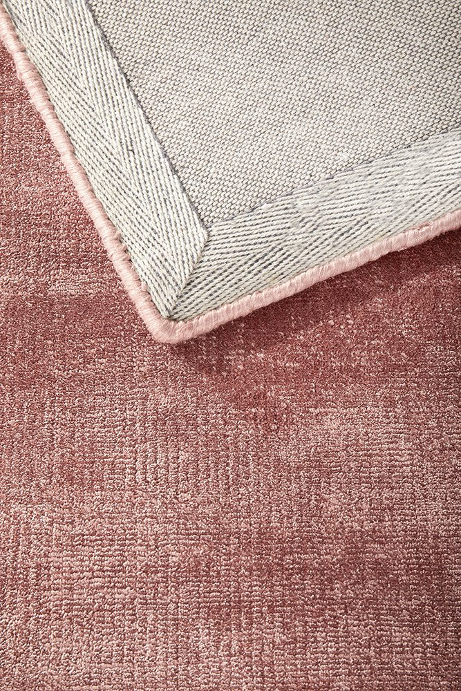 Aladdin Rug Blissful Blush