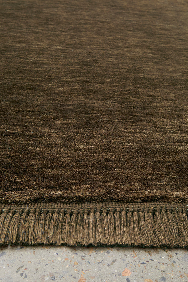 Refined Loom Kinship Bear Brown Runner Rug – Aladdin Rugs NZ