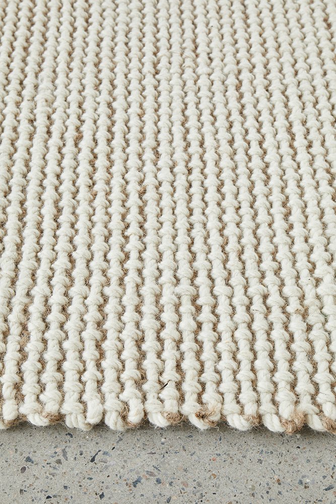 Hand Loomed Wool and Jute Cream Rug-