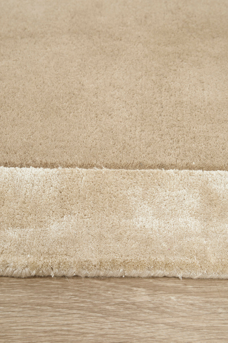 Hand-Tufted NZ Wool & Viscose Husk Rug