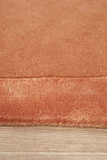 Hand-Tufted NZ Wool & Viscose Spice Rug