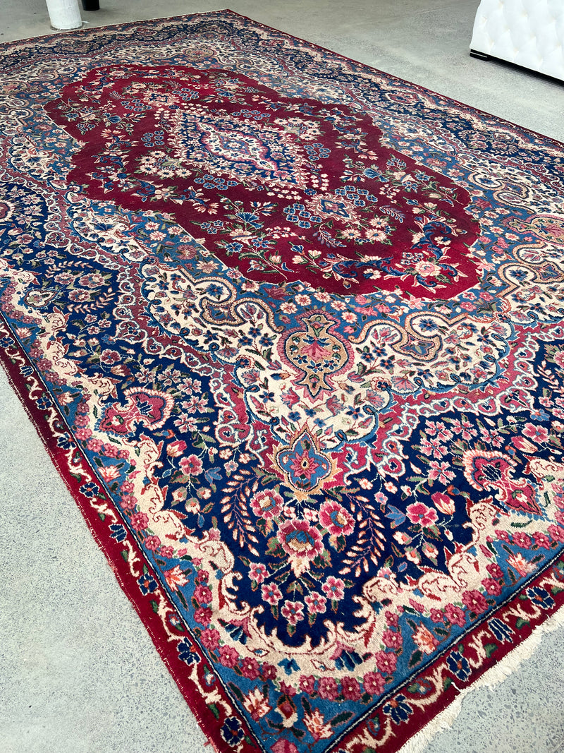 Hand Knotted Persian Vintage( 80 Years old )- 480 X 300cm