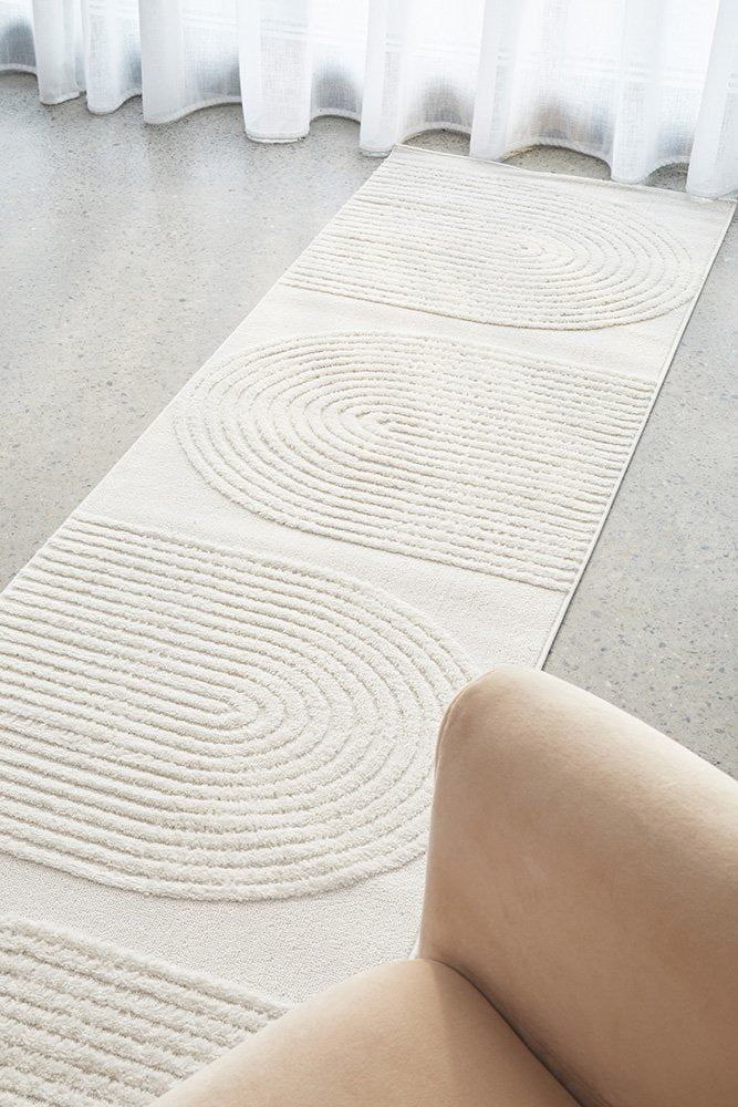 CONTEMPORARY PLAIN & TEXTURED ABBEY WHITE RUG RUNNER