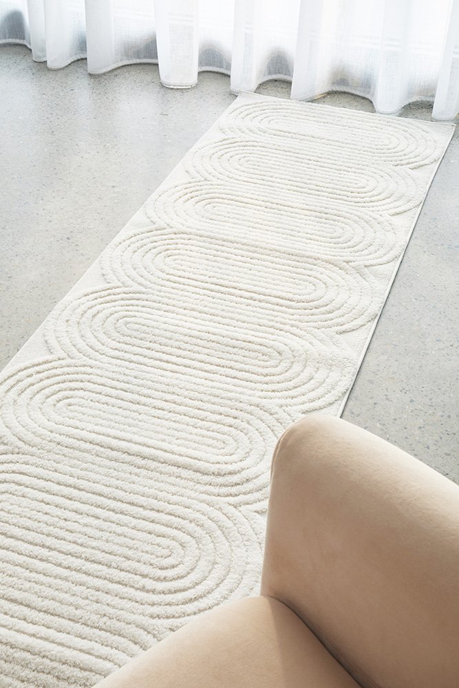 CONTEMPORARY PLAIN & TEXTURED CARL WHITE RUG RUNNER