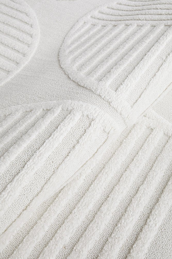 CONTEMPORARY PLAIN & TEXTURED LEO-WHITE RUG