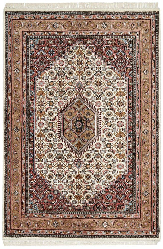 INDIAN HAND KNOTTED WOOL RUG 186X128CM