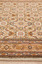 INDIAN HAND KNOTTED WOOL RUG 184X122CM
