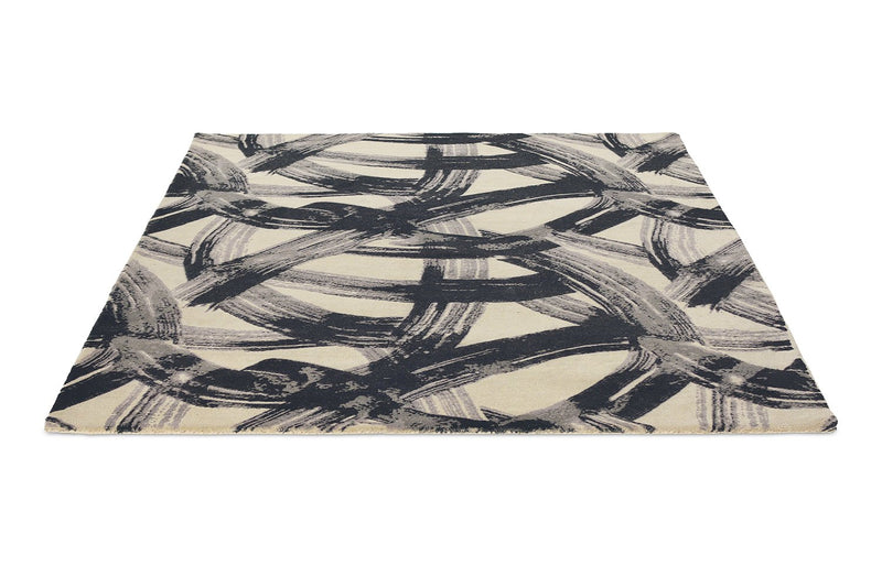 Thyphonic Contemporary Wool Rugs 140505 Onyx Black by Harlequin