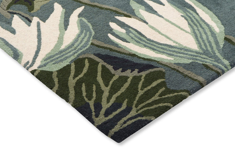 Waterlily Wool Rugs 38608 by Wedgwood in Midnight Pond Blue