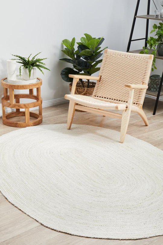 Mumbai White Oval Rug