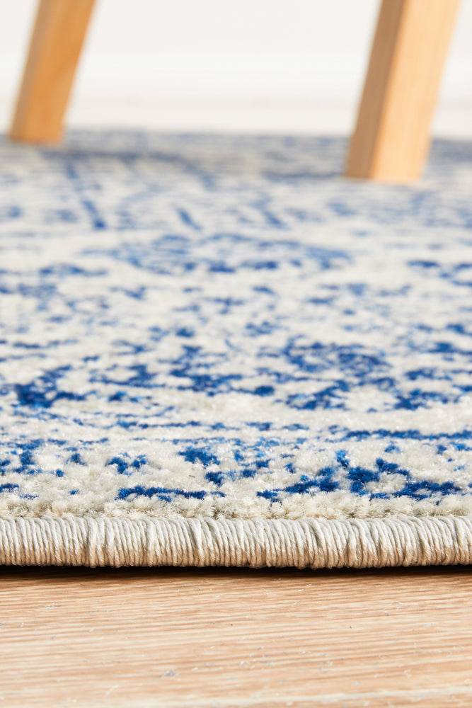 Esme Frost Blue Transitional Round Rug
