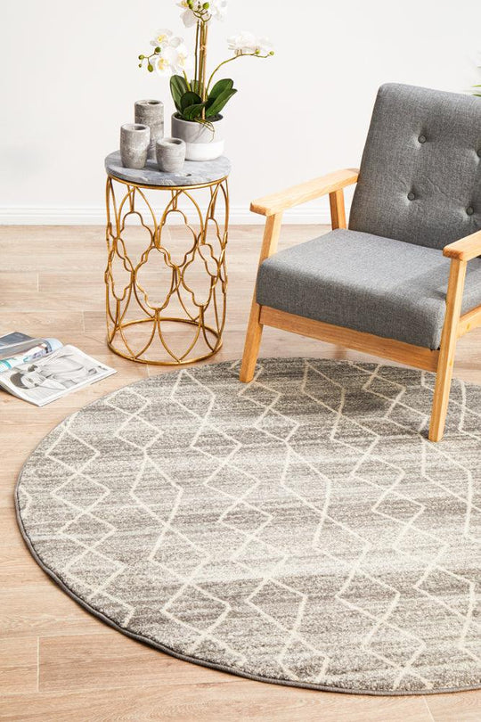 Esme Remy Silver Transitional Round Rug