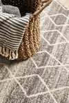 Esme Remy Silver Transitional Round Rug