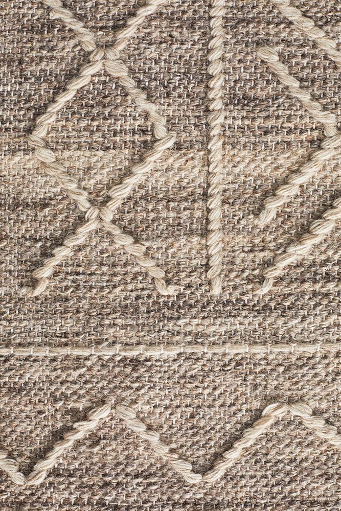 Armita  Hand loomed Wool  Rug Natural