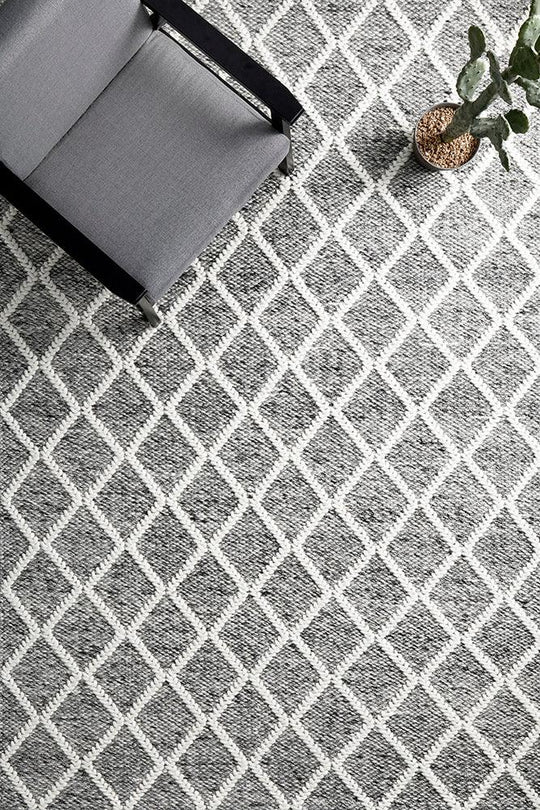 Khoy Grey Rug 255x155 cm
