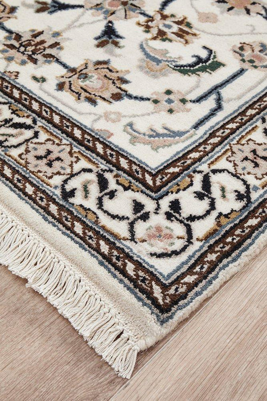 Indian Naein 9015 Cream 490x77CM