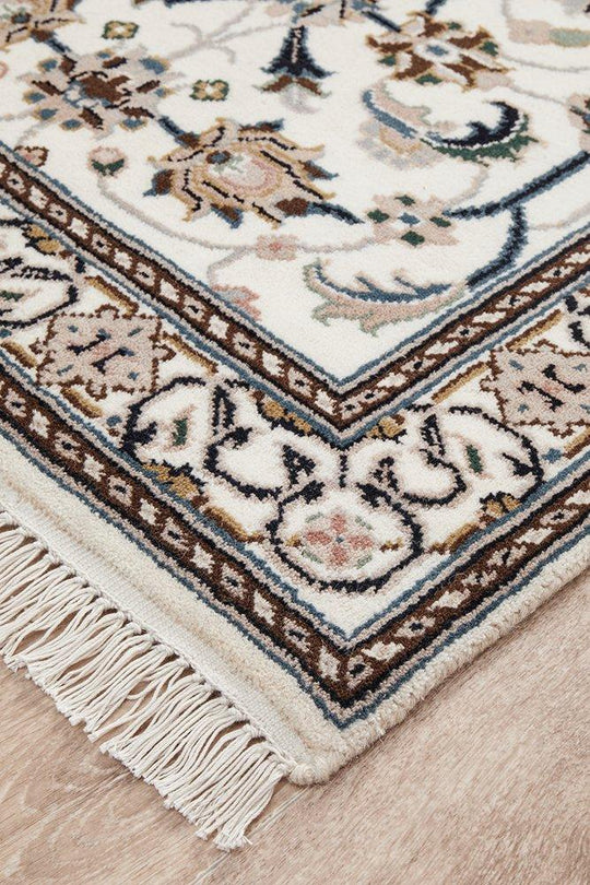 Indian Naein 9019 Cream 402x81CM