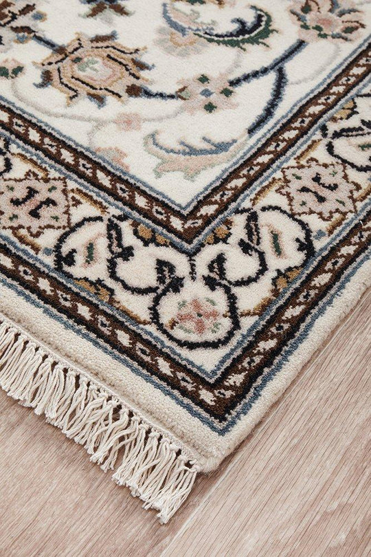 Indian Naein 9029 Cream 299x79CM