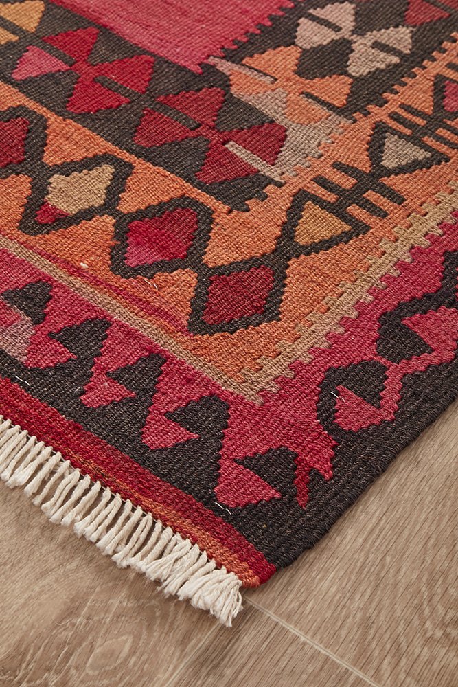 Hand Knotted Persian Kilim Azarbyjan 98