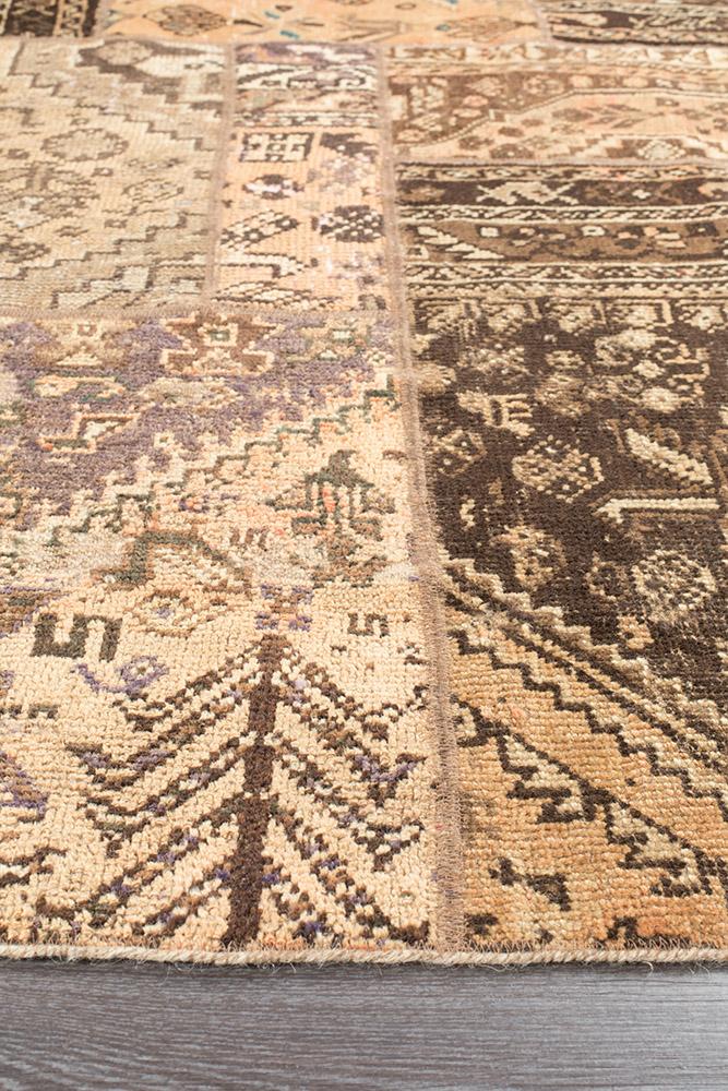 Persian Handnotted Patchwork - 288X195CM