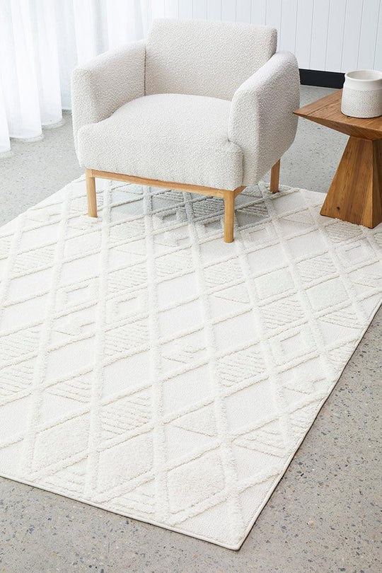 Power Loomed Marina Lisa White Rug