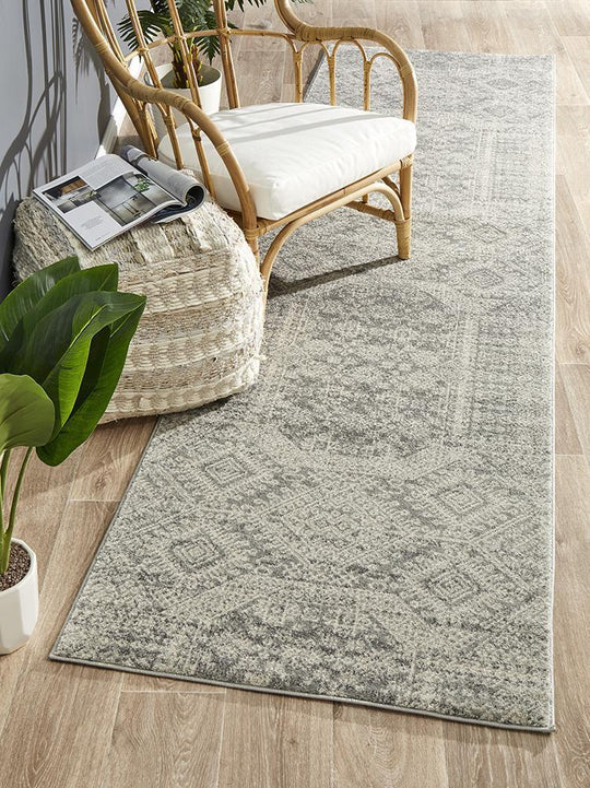 Susa Roksana Silver Grey Runner Rug