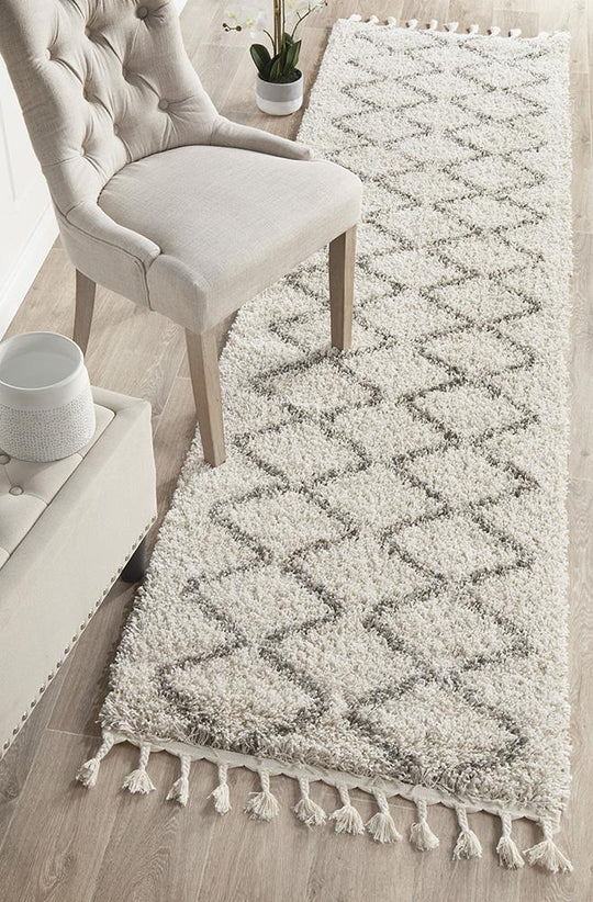 Lily  Fringed Natural Runner Rug