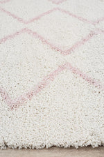 Lily Pink  Fringed  Rug