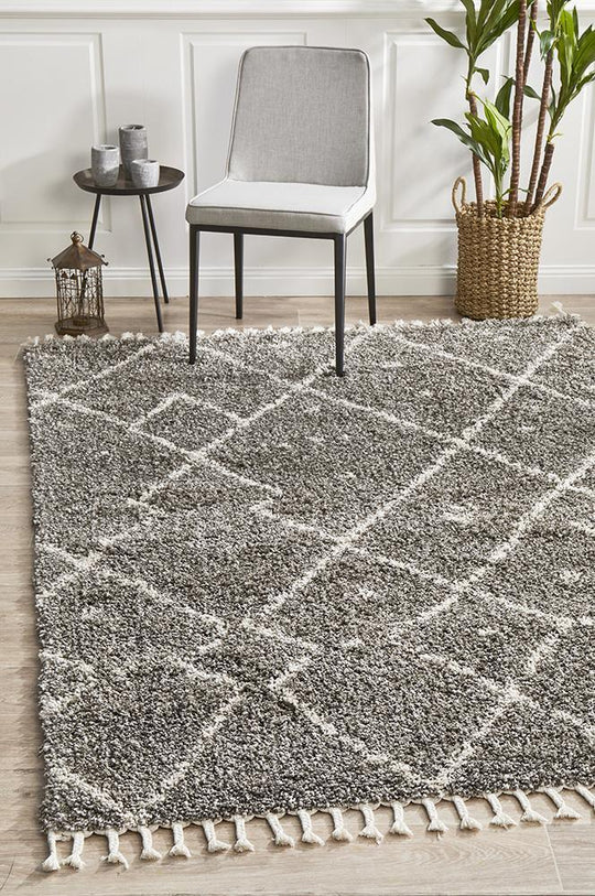 Laleh Grey Fringed Rug