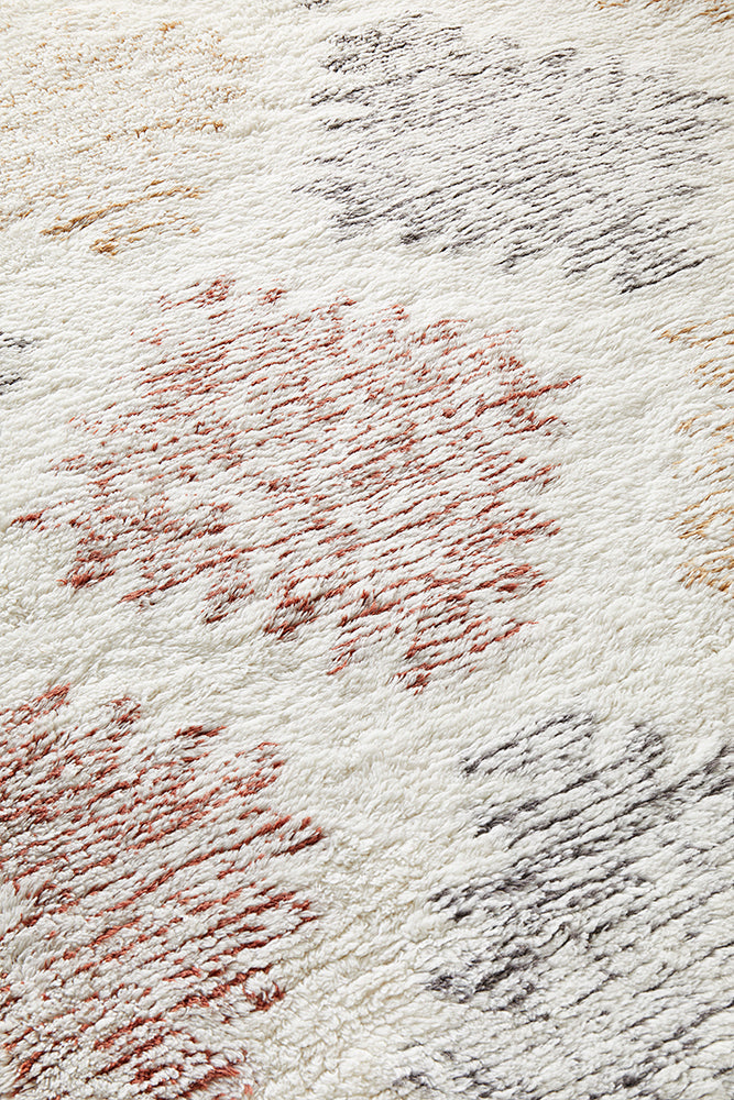 Synonyms Motif Cream Rug