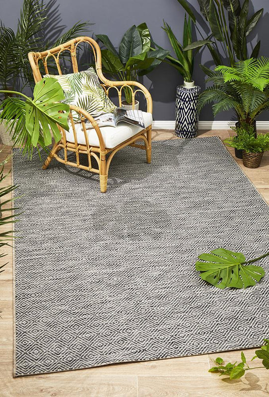 Terrace Clara Diamond Rug Grey