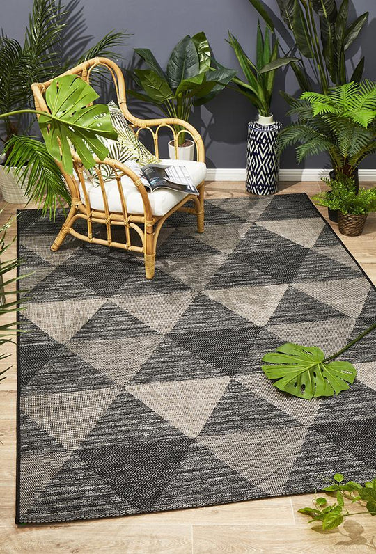 Terrace Geo Rug Black